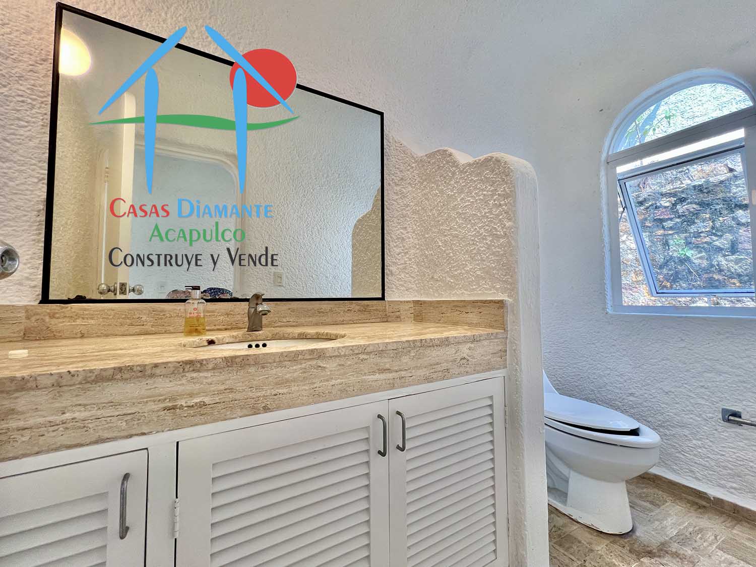 Casa Las Ranas - Baño de visitas 2